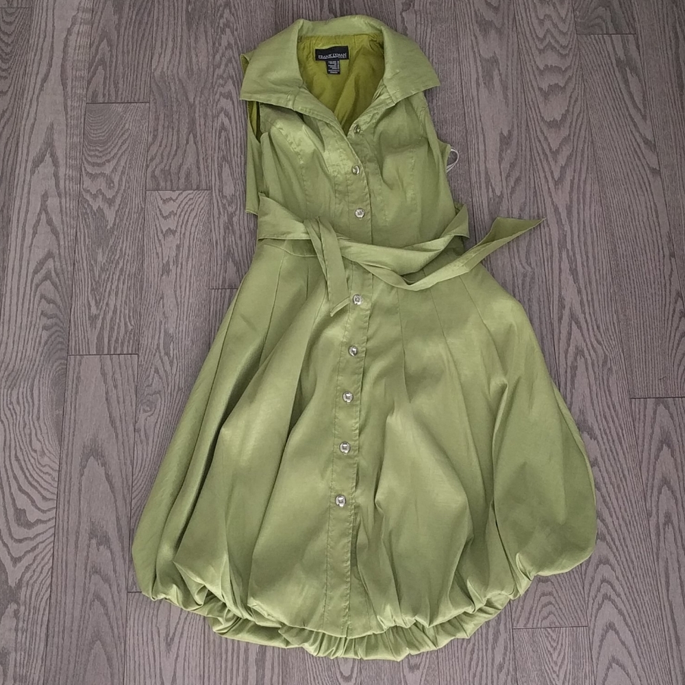 Beautiful green dress by Frank Lyman 🌸🍀🍀